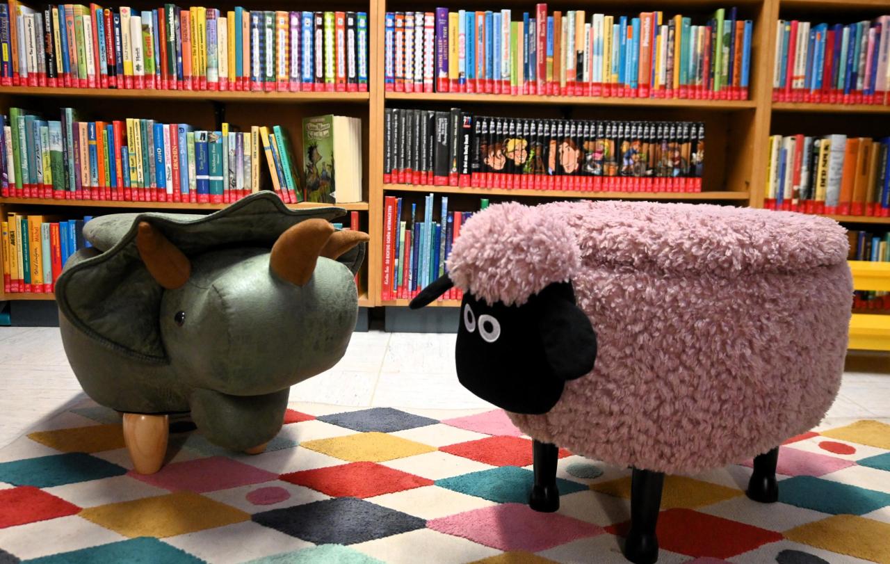 Hocker im Kinderbereich